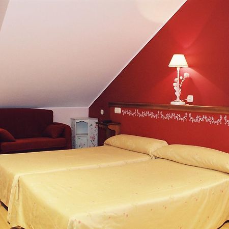Hotel Conventin Villaviciosa  Bagian luar foto